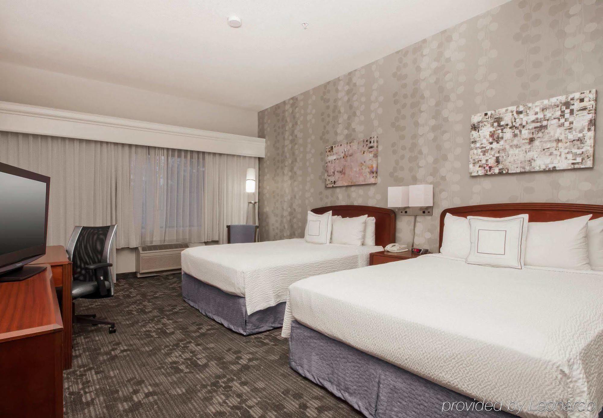 Hotel Courtyard By Marriott 3*