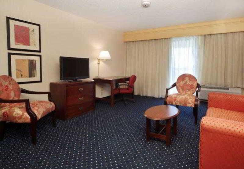 Courtyard By Marriott 3* Palmdale