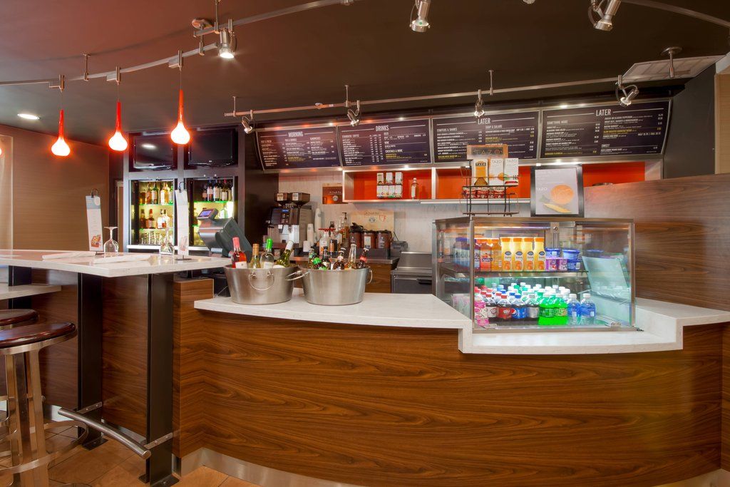 Hotel Courtyard By Marriott